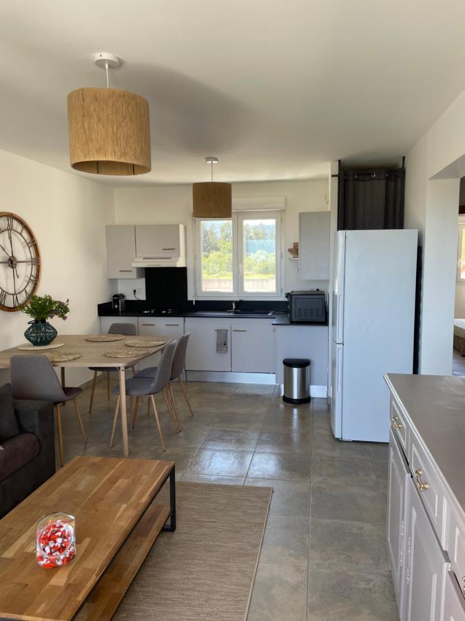 Bel appartement climatisé, vue mer Cervione Esterno foto