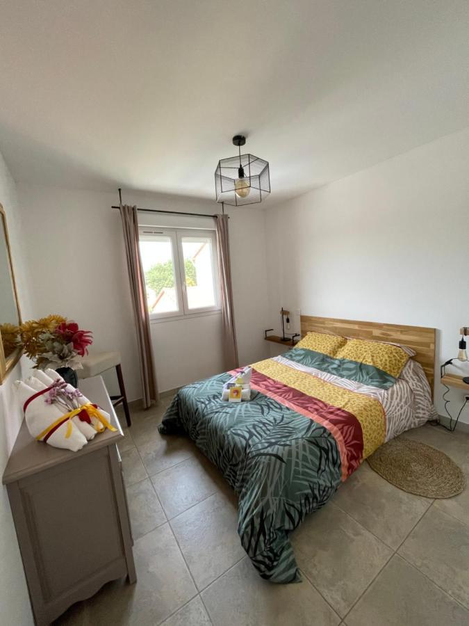 Bel appartement climatisé, vue mer Cervione Esterno foto